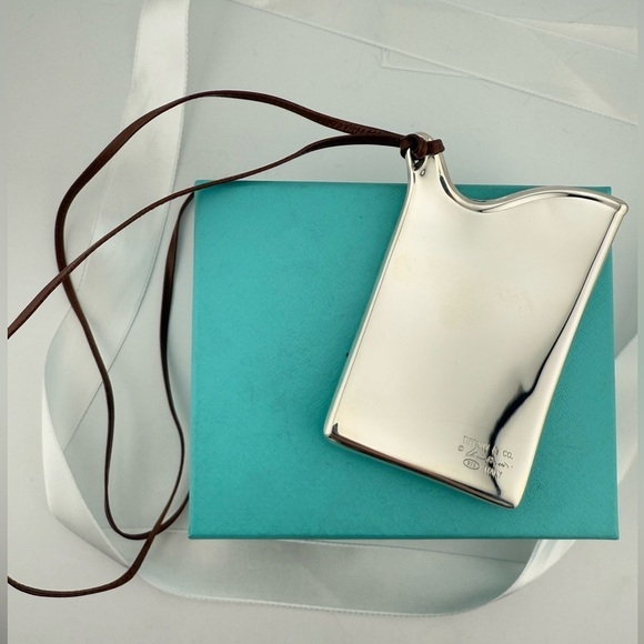 Vintage Tiffany & Co. Elsa Peretti Business Card Holder Necklace on 31" Leather - Picture 1 of 10